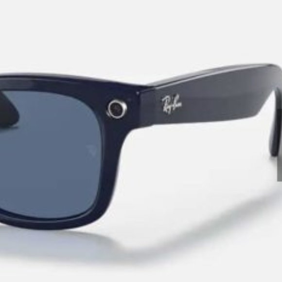 Ray-Ban Stories Wayfarer Smart Glasses - Picture 1 of 3